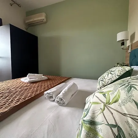 Hotell Palmera 2*